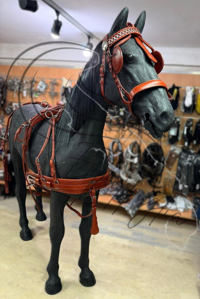 SINGOLO IN CUOIO MARRONE SCURO CON FIBBIERIA OTTONATA